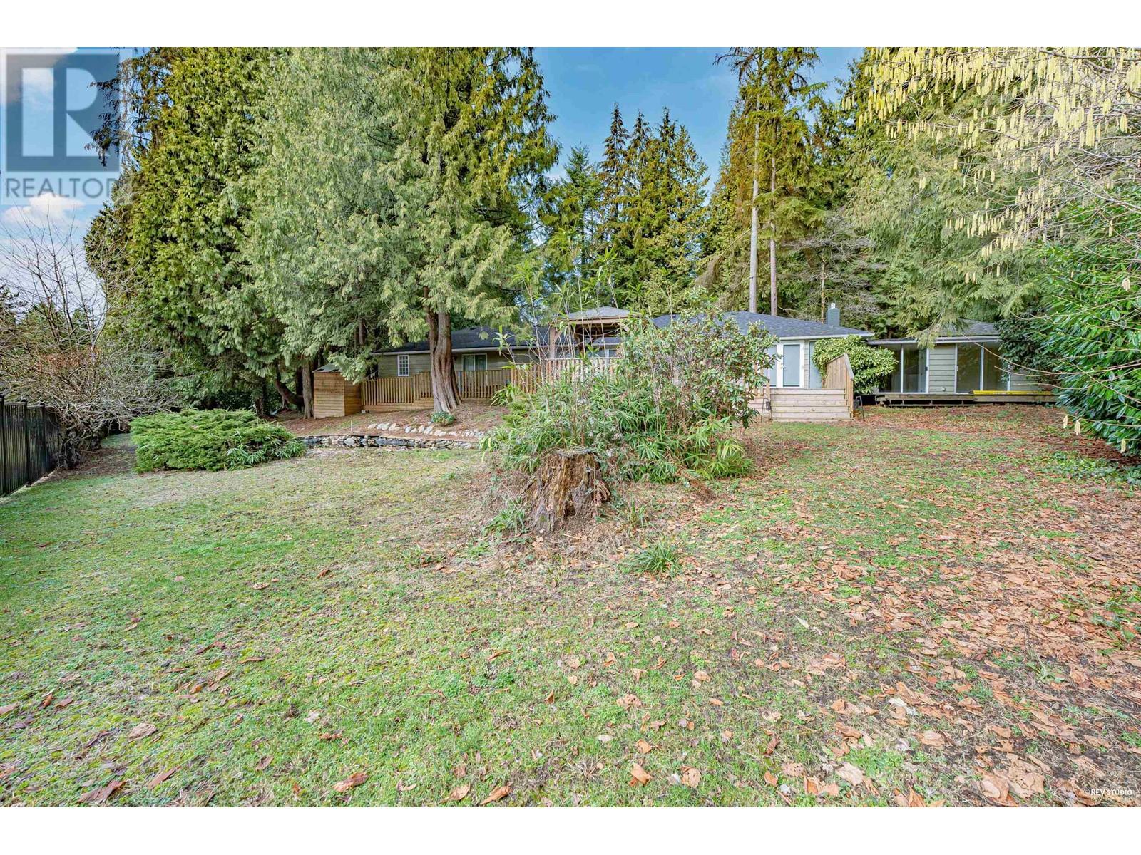 417 Hadden Drive, West Vancouver, British Columbia  V7S 1G1 - Photo 30 - R2971534