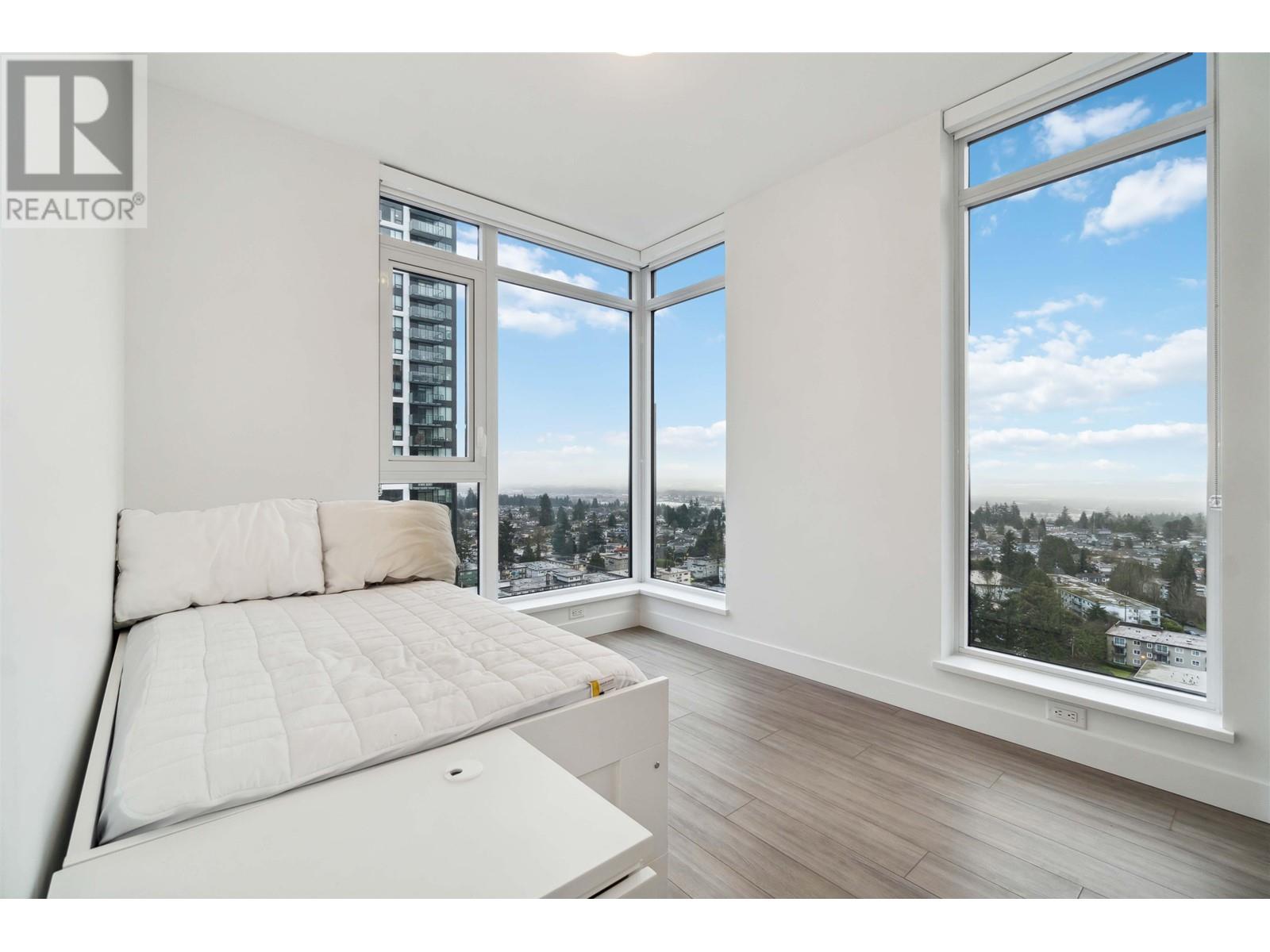 Listing Picture 10 of 32 : 2001 6398 SILVER AVENUE, Burnaby / 本拿比 - 魯藝地產 Yvonne Lu Group - MLS Medallion Club Member