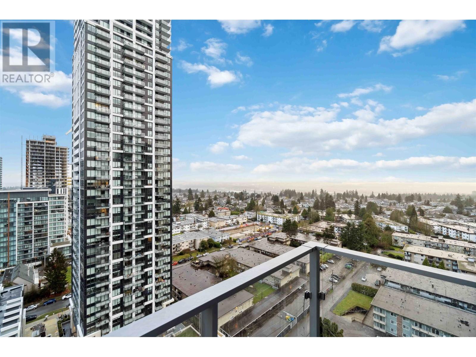 Listing Picture 16 of 32 : 2001 6398 SILVER AVENUE, Burnaby / 本拿比 - 魯藝地產 Yvonne Lu Group - MLS Medallion Club Member