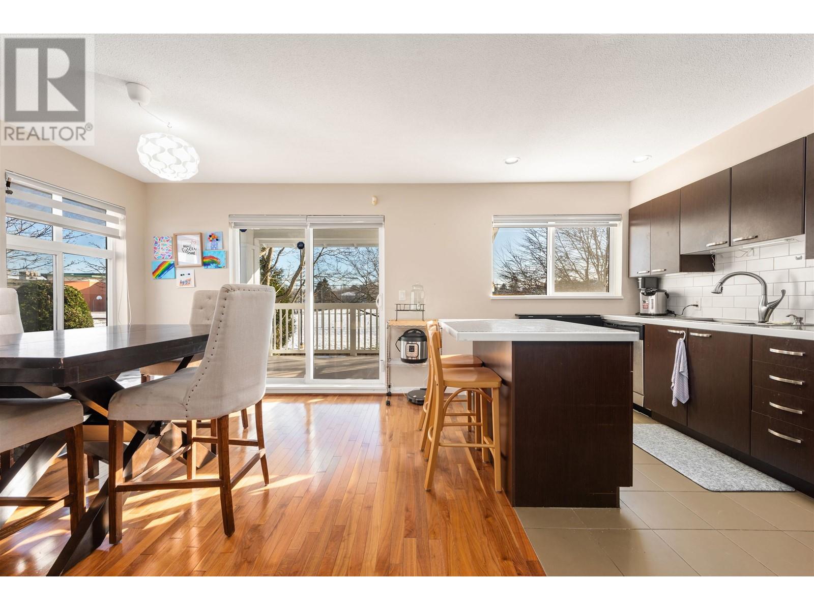 Listing Picture 7 of 38 : 23 9533 GRANVILLE AVENUE, Richmond / 烈治文 - 魯藝地產 Yvonne Lu Group - MLS Medallion Club Member