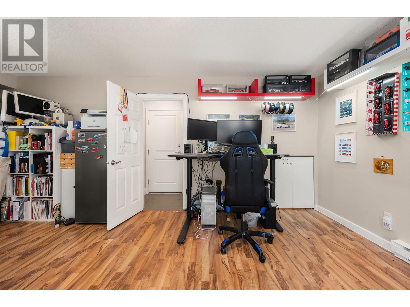 Listing Picture 29 of 38 : 23 9533 GRANVILLE AVENUE, Richmond / 烈治文 - 魯藝地產 Yvonne Lu Group - MLS Medallion Club Member