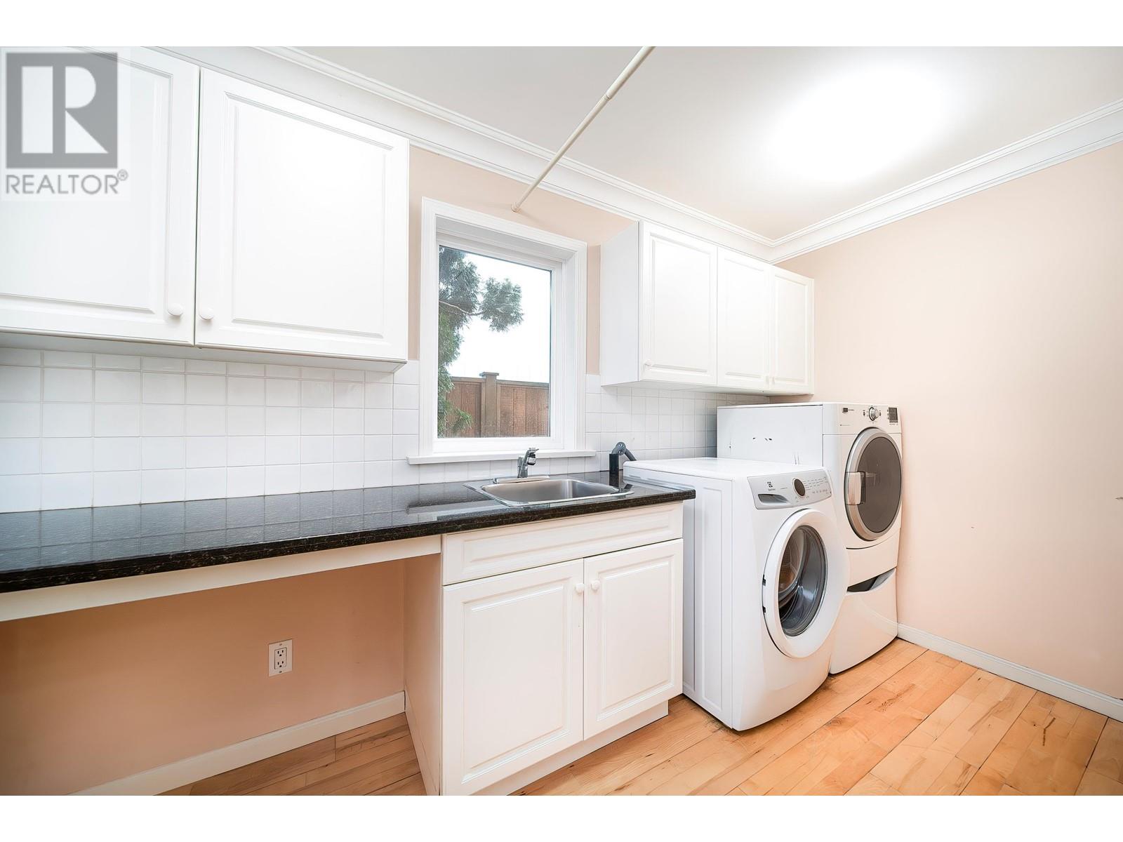 4308 Craigflower Drive, Richmond, British Columbia  V7C 4W3 - Photo 30 - R2971569