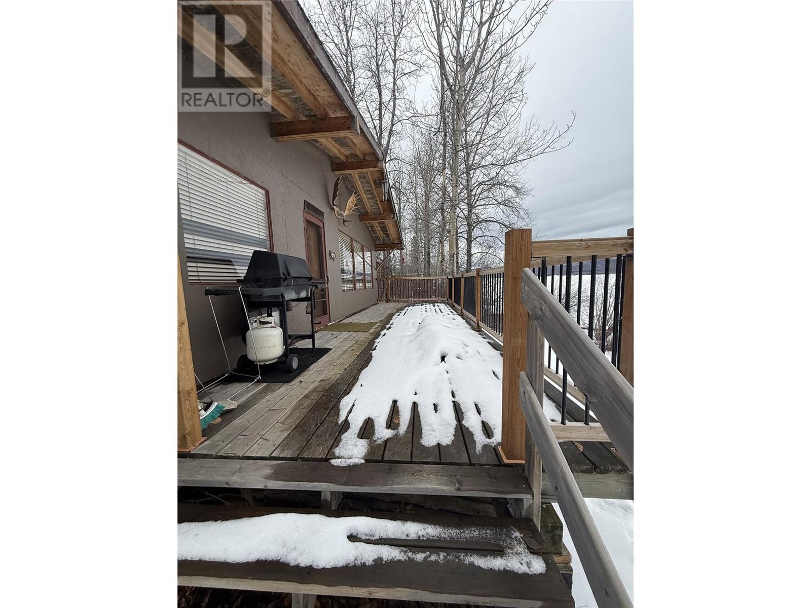 6898 South Moberly Lake Road, Moberly Lake, British Columbia  V0C 1X0 - Photo 10 - 10336927