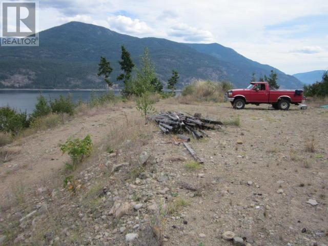 200 Lower Arrow Lake, Castlegar, British Columbia  V1N 4H8 - Photo 5 - 10336331