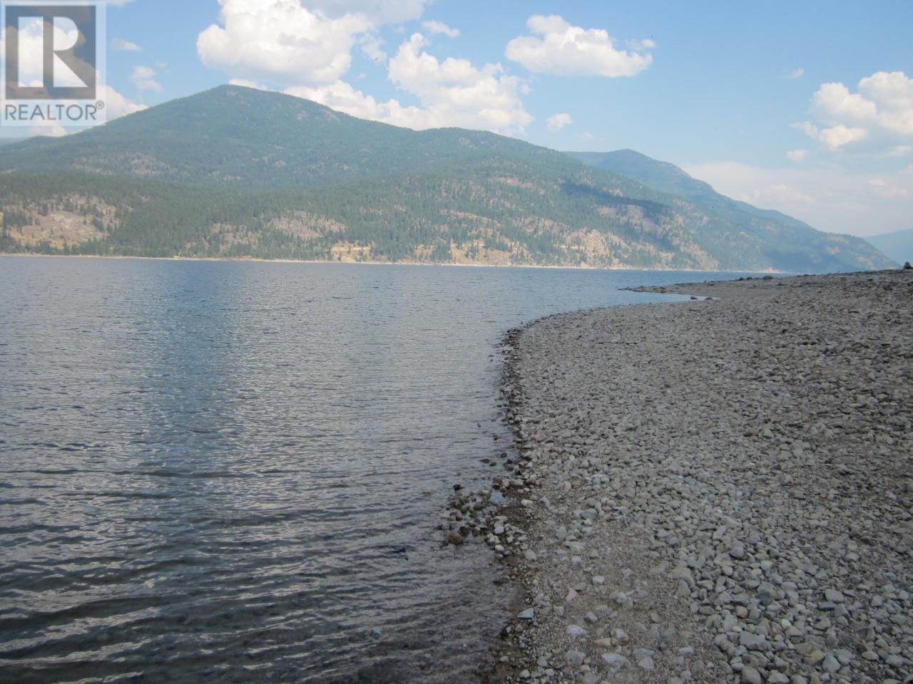 200 Lower Arrow Lake, Castlegar, British Columbia  V1N 4H8 - Photo 6 - 10336331