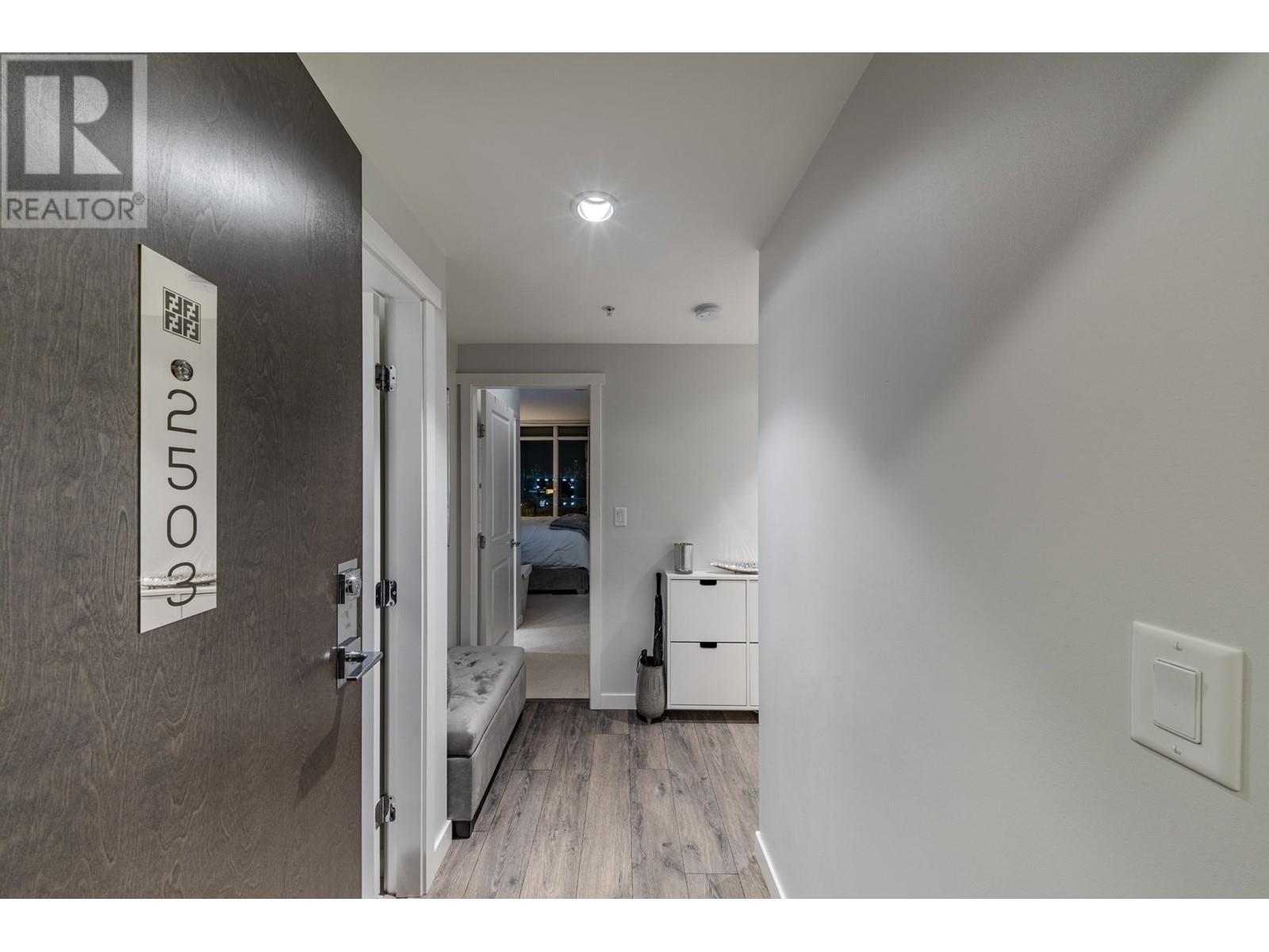 Listing Picture 24 of 32 : 2503 2388 MADISON AVENUE, Burnaby / 本拿比 - 魯藝地產 Yvonne Lu Group - MLS Medallion Club Member