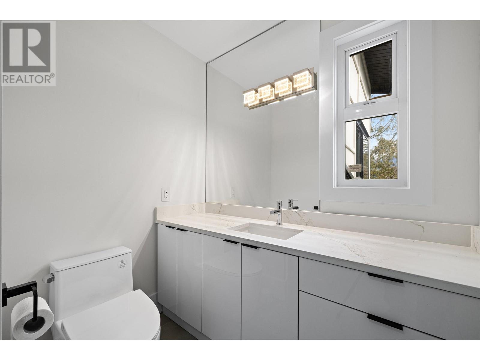 6230 Summit Avenue, West Vancouver, British Columbia  V7W 1Y2 - Photo 26 - R2970195