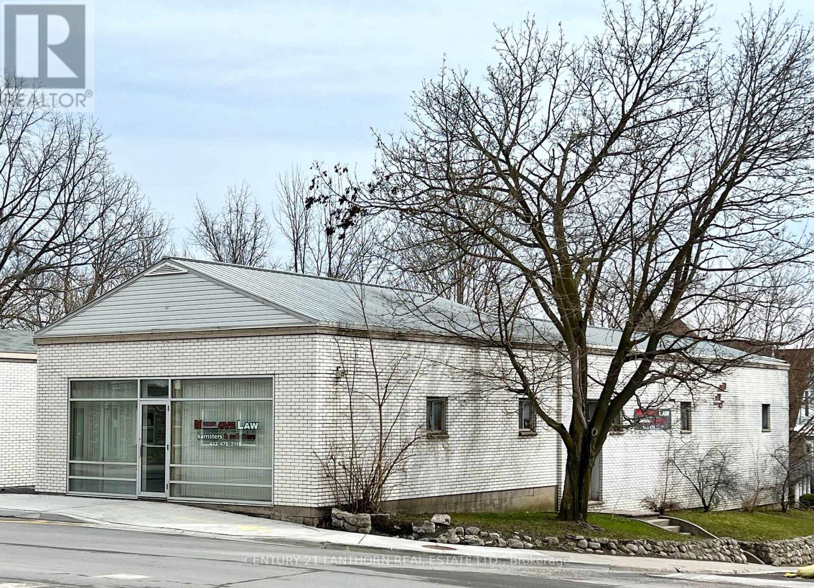 316 PICTON MAIN STREET, Prince Edward County, Ontario