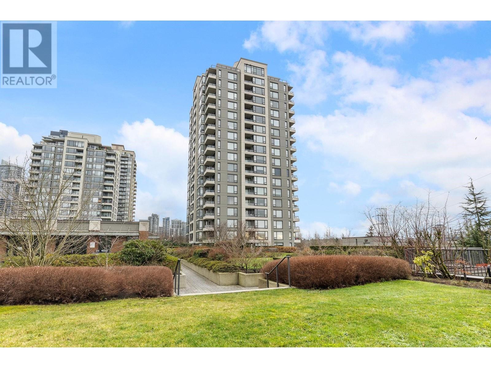 1908 4178 DAWSON STREET, burnaby, British Columbia