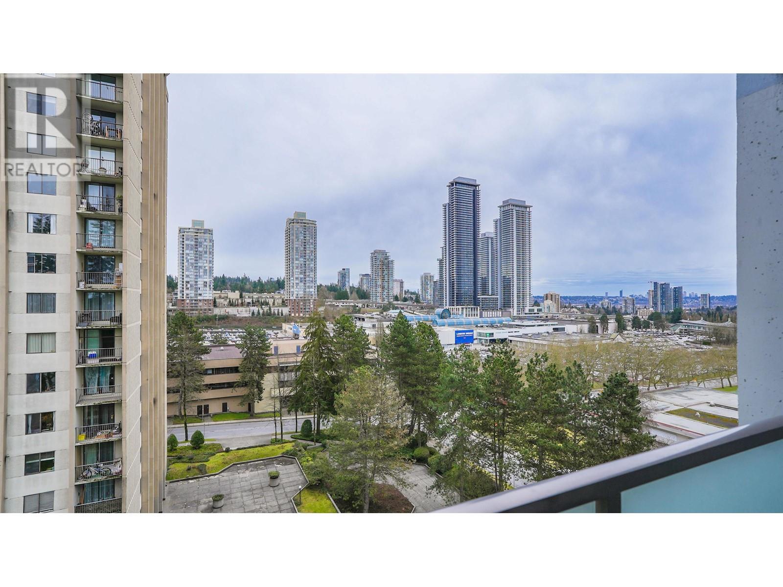 Listing Picture 18 of 40 : 1101 9541 ERICKSON DRIVE, Burnaby / 本拿比 - 魯藝地產 Yvonne Lu Group - MLS Medallion Club Member