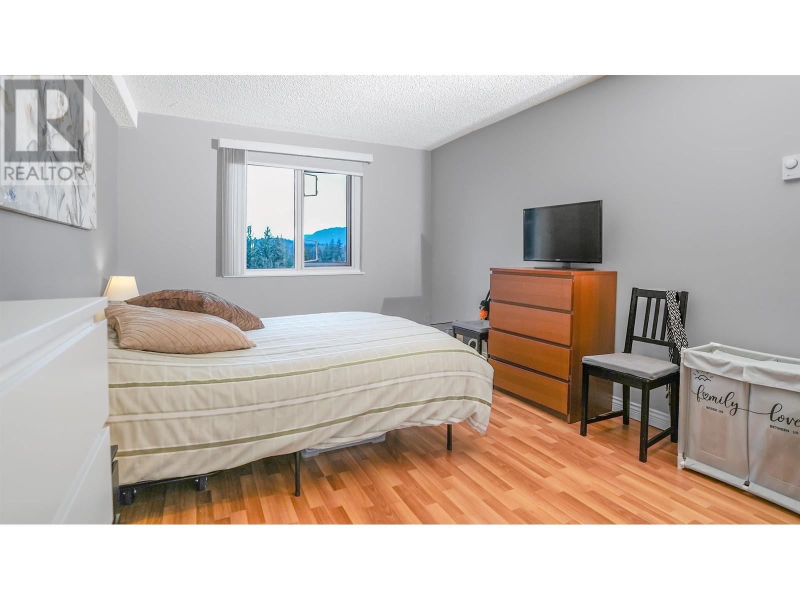 Listing Picture 9 of 40 : 1101 9541 ERICKSON DRIVE, Burnaby / 本拿比 - 魯藝地產 Yvonne Lu Group - MLS Medallion Club Member