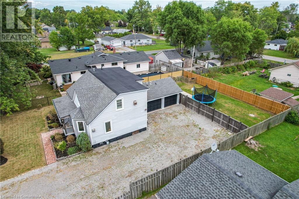 Property at 456 LAKEVIEW Road image 2