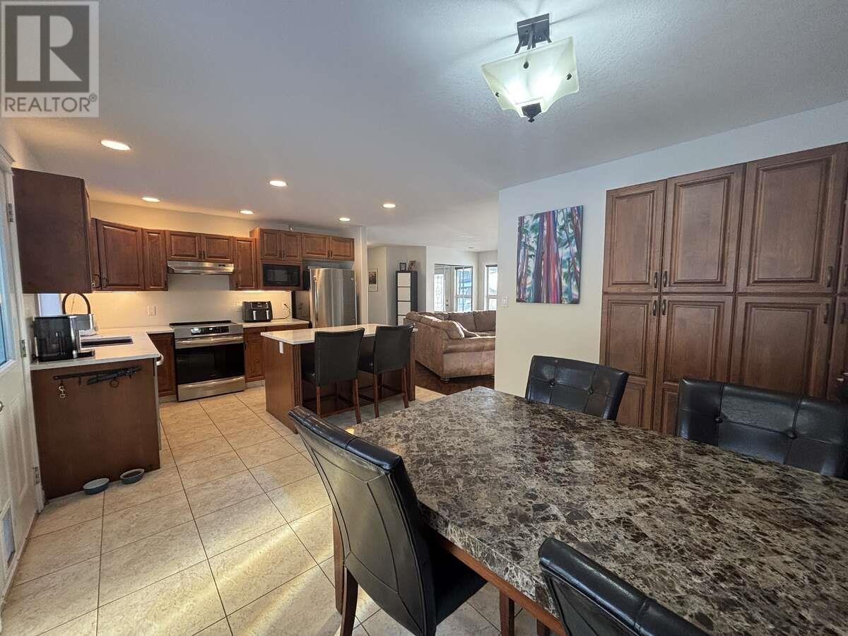 Property at 211 NICKEL RIDGE AVENUE image 4