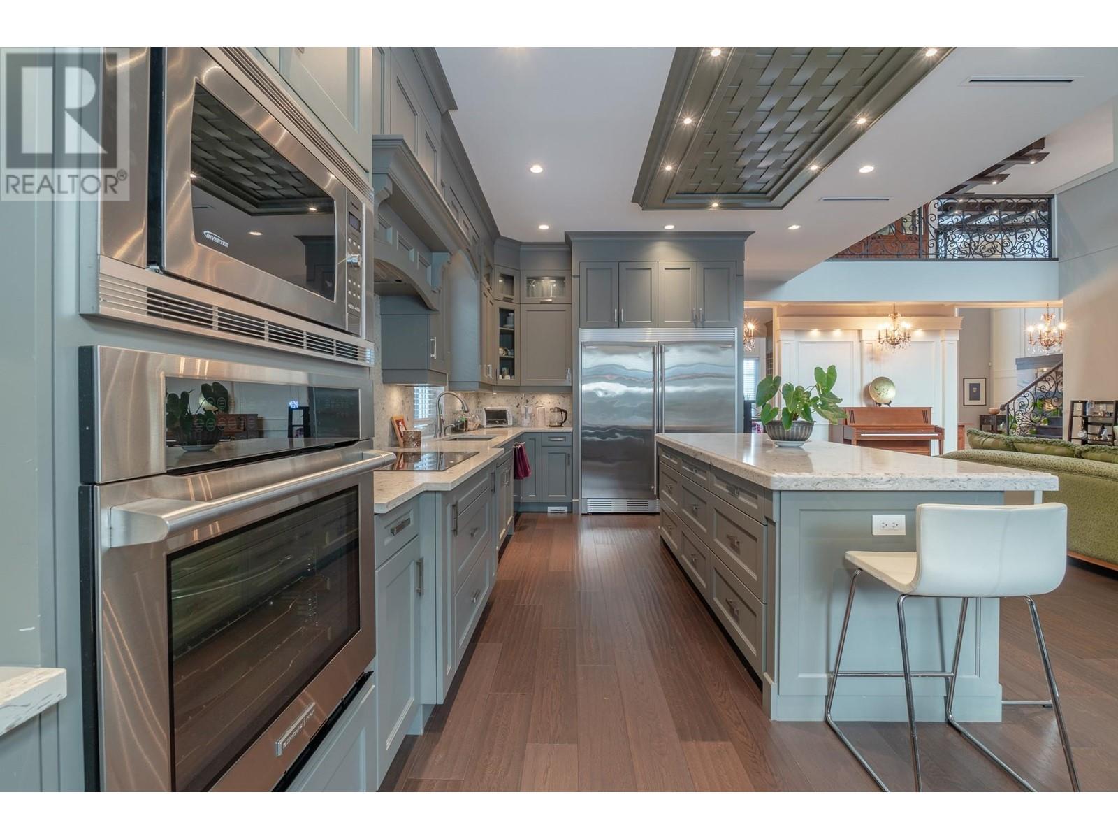 Listing Picture 14 of 38 : 8100 ROBINSON ROAD, Richmond / 烈治文 - 魯藝地產 Yvonne Lu Group - MLS Medallion Club Member