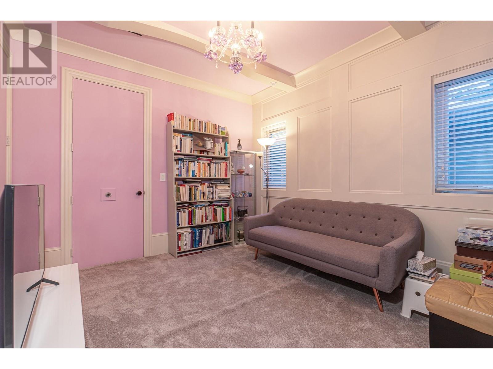 Listing Picture 35 of 38 : 8100 ROBINSON ROAD, Richmond / 烈治文 - 魯藝地產 Yvonne Lu Group - MLS Medallion Club Member