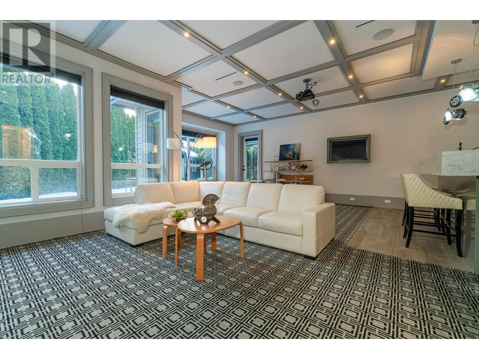 Listing Picture 30 of 38 : 8100 ROBINSON ROAD, Richmond / 烈治文 - 魯藝地產 Yvonne Lu Group - MLS Medallion Club Member