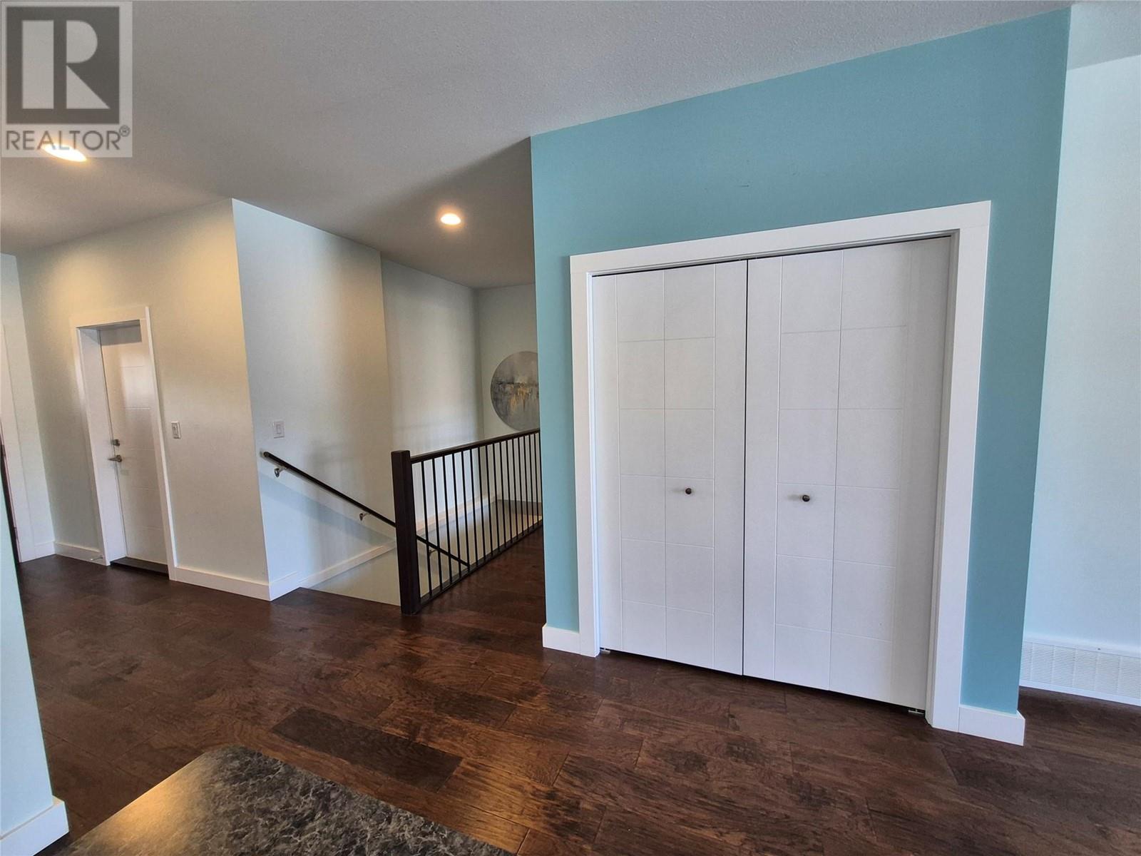 Property at 1341 30 Street NE Unit# 3 image 4