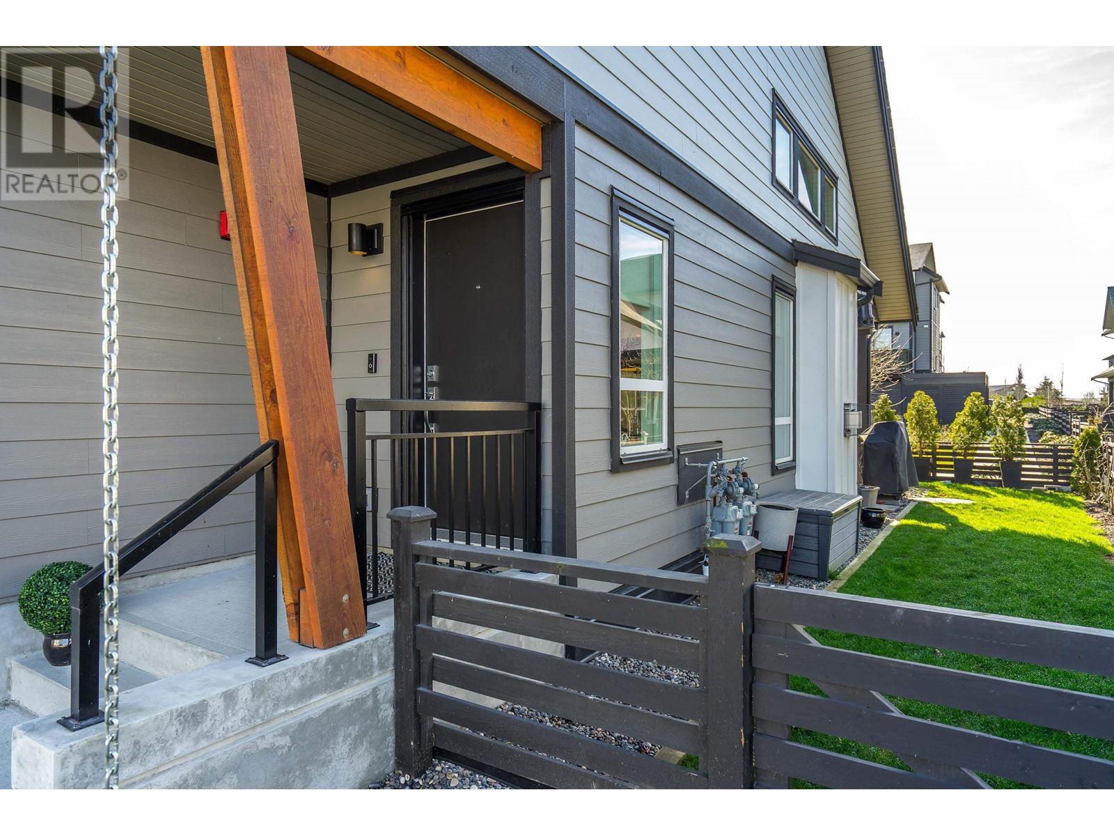 4316a Cormorant Way, Tsawwassen, British Columbia  V4M 0E6 - Photo 2 - R2971403