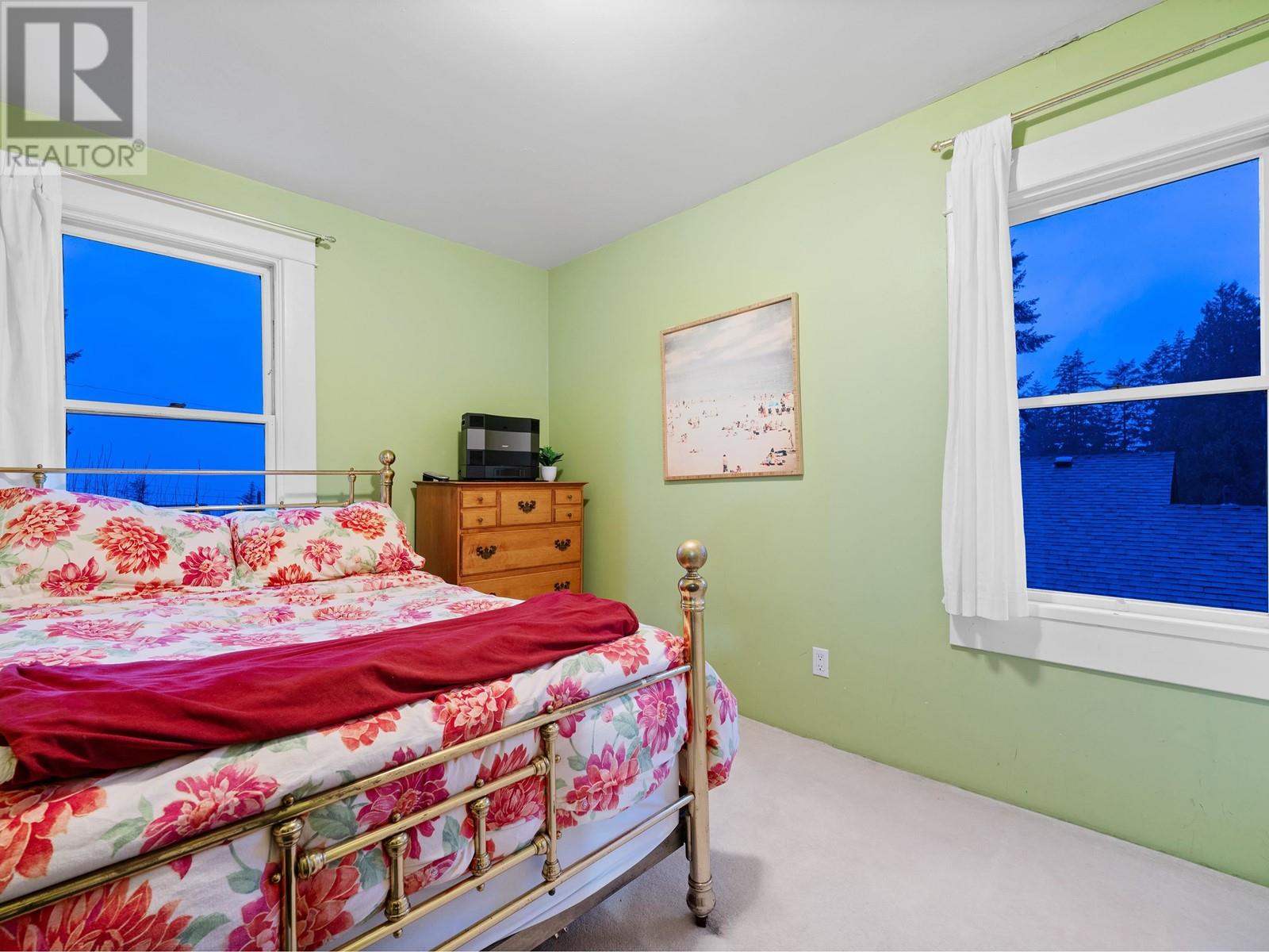 194 E Osborne Road, North Vancouver, British Columbia  V7N 1L9 - Photo 29 - R2971659