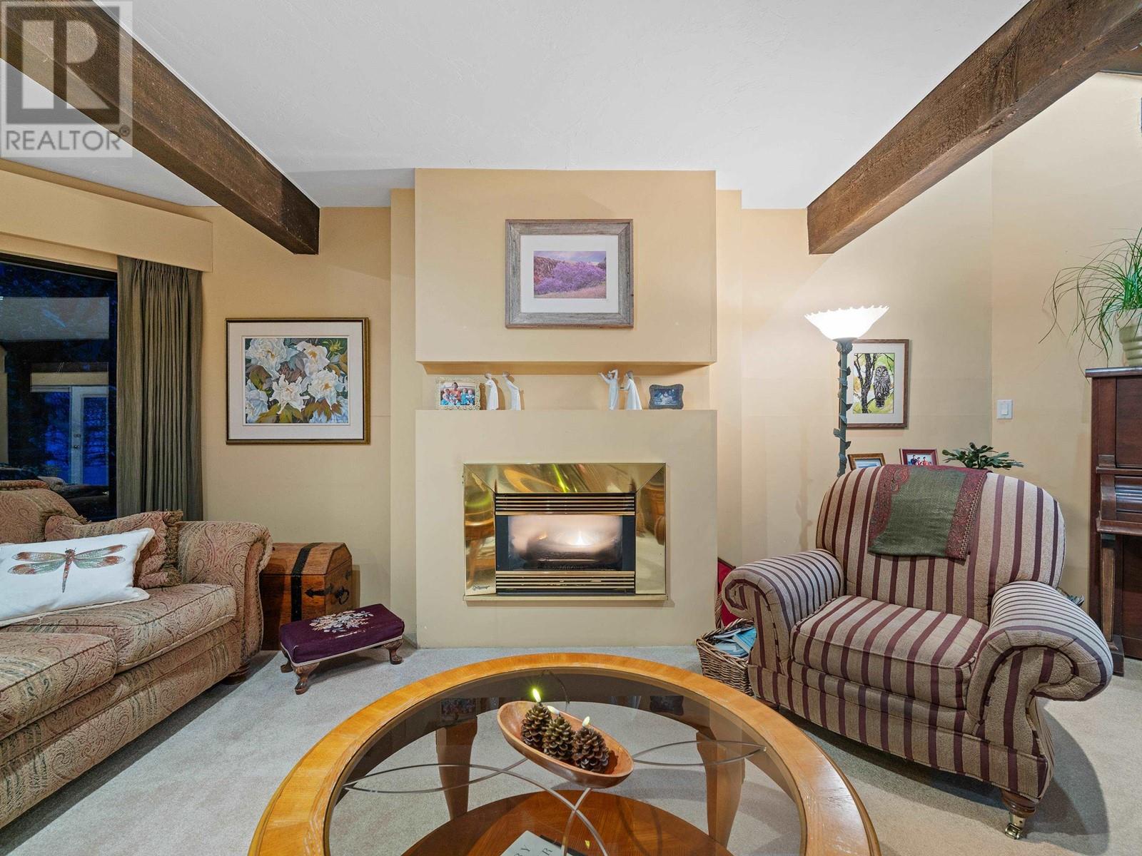 194 E Osborne Road, North Vancouver, British Columbia  V7N 1L9 - Photo 8 - R2971659