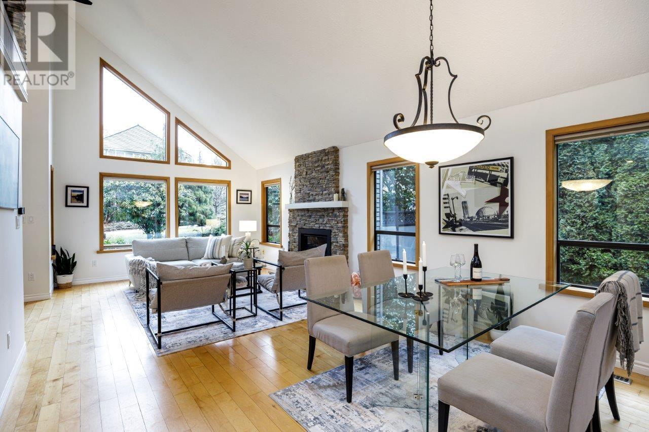 1611 Lockehaven Road, North Vancouver, British Columbia  V7G 2H3 - Photo 2 - R2968809
