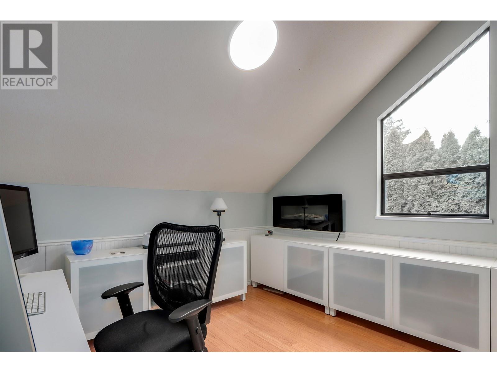 1611 Lockehaven Road, North Vancouver, British Columbia  V7G 2H3 - Photo 32 - R2968809