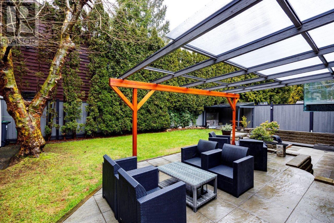 1611 Lockehaven Road, North Vancouver, British Columbia  V7G 2H3 - Photo 38 - R2968809