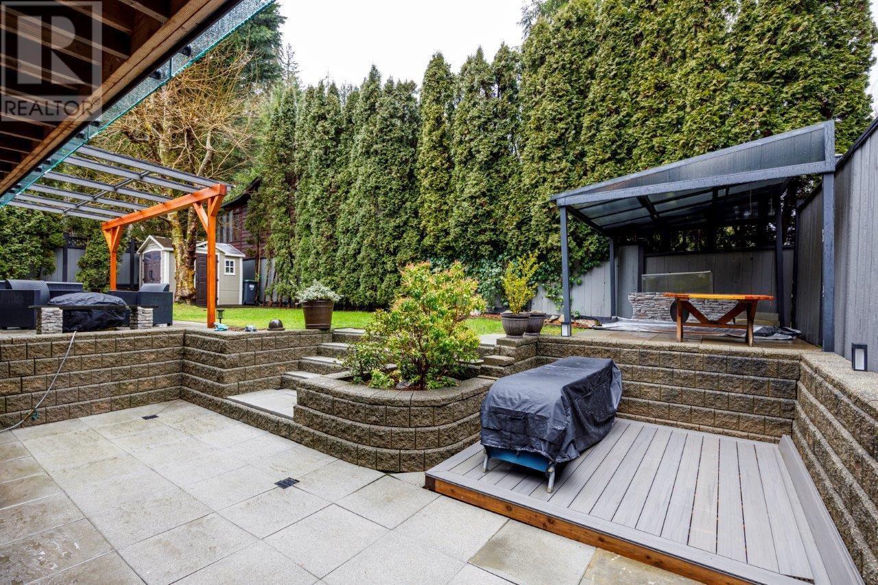 1611 Lockehaven Road, North Vancouver, British Columbia  V7G 2H3 - Photo 35 - R2968809