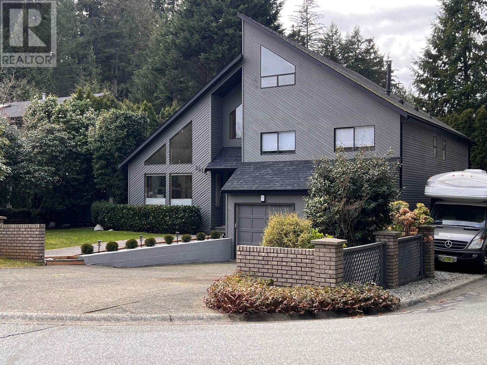 1611 Lockehaven Road, North Vancouver, British Columbia  V7G 2H3 - Photo 40 - R2968809
