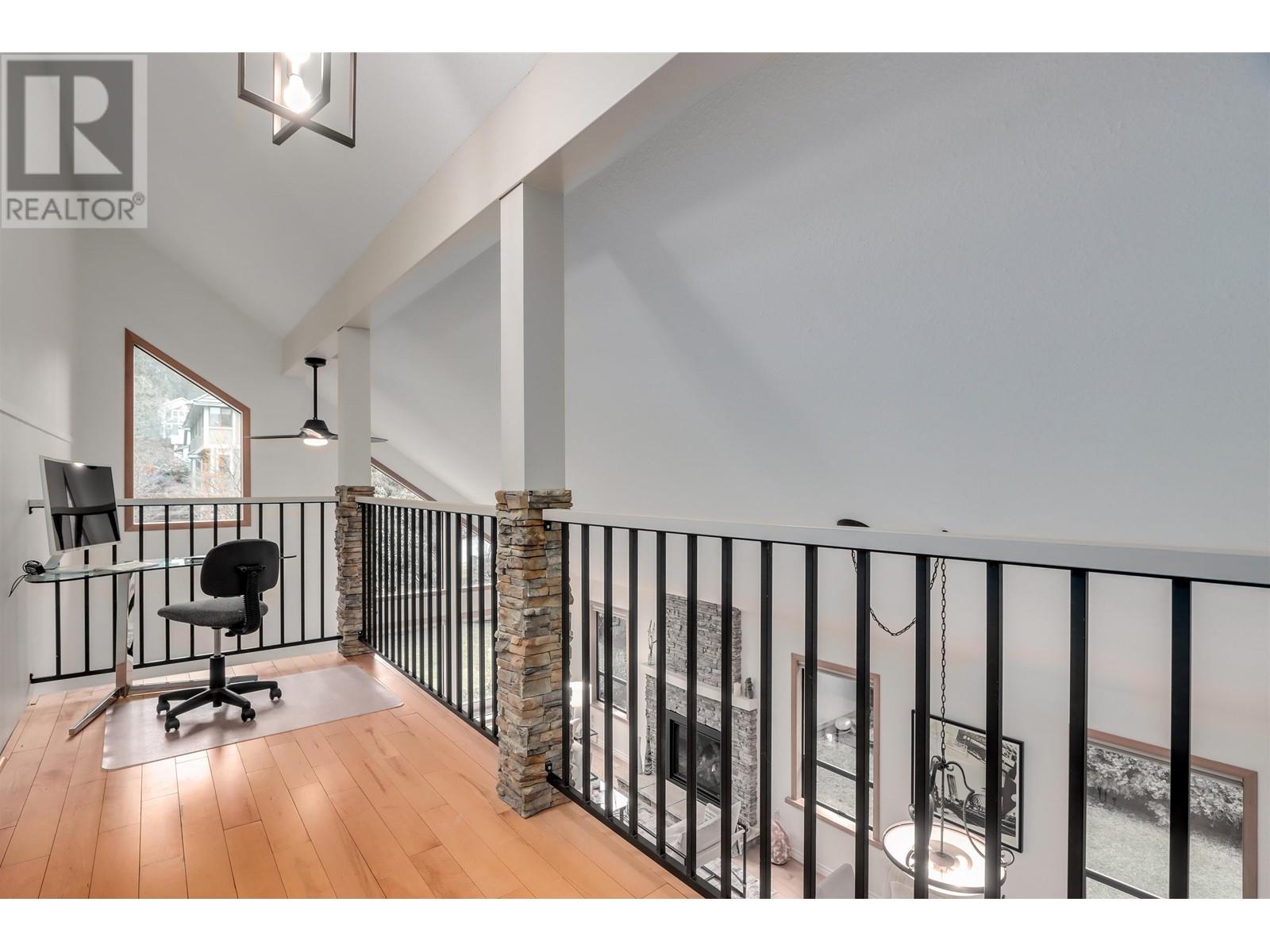 1611 Lockehaven Road, North Vancouver, British Columbia  V7G 2H3 - Photo 26 - R2968809