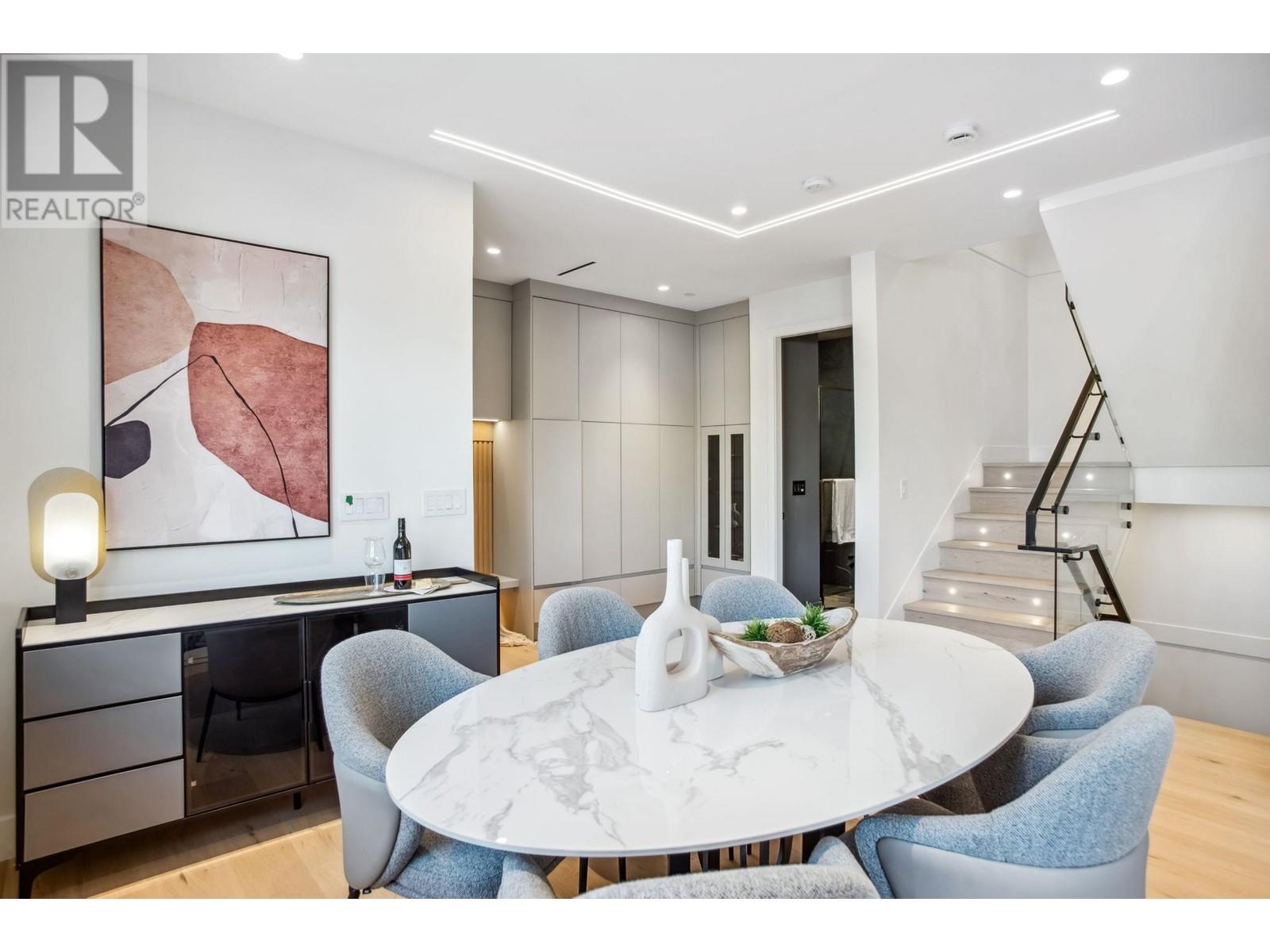 Listing Picture 11 of 40 : 2792 W 21ST AVENUE, Vancouver / 溫哥華 - 魯藝地產 Yvonne Lu Group - MLS Medallion Club Member