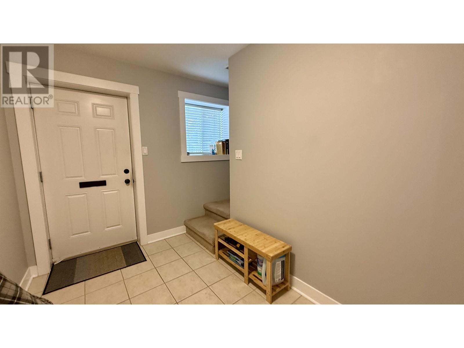 5450 Donsleequa Court, 108 Mile Ranch, British Columbia  V0K 2Z0 - Photo 33 - R2969179