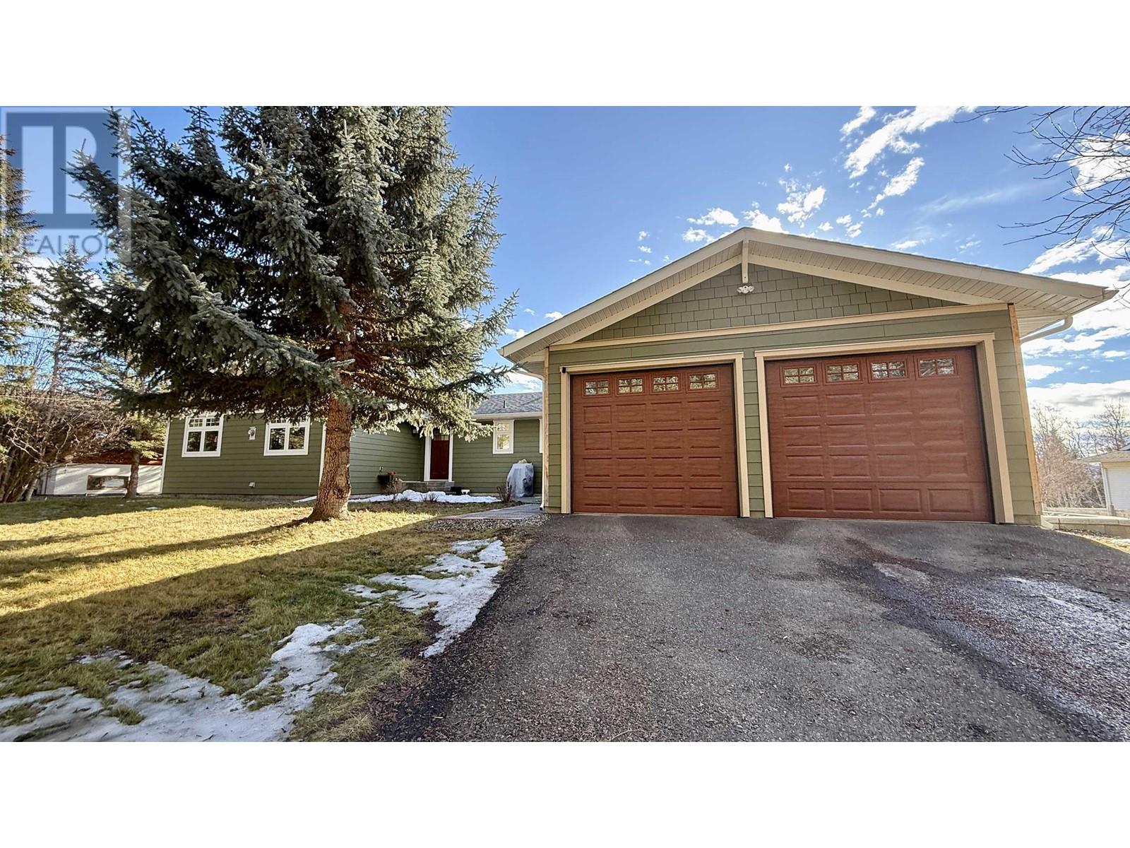 5450 Donsleequa Court, 108 Mile Ranch, British Columbia  V0K 2Z0 - Photo 39 - R2969179