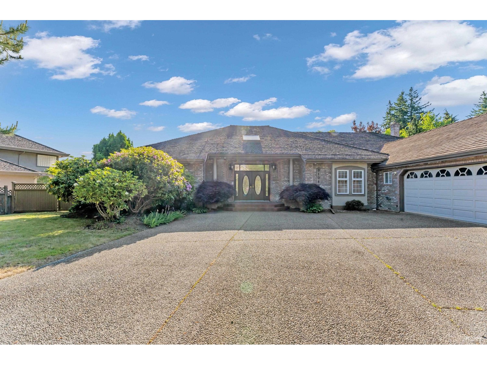 Property at 3108 141 STREET image 2