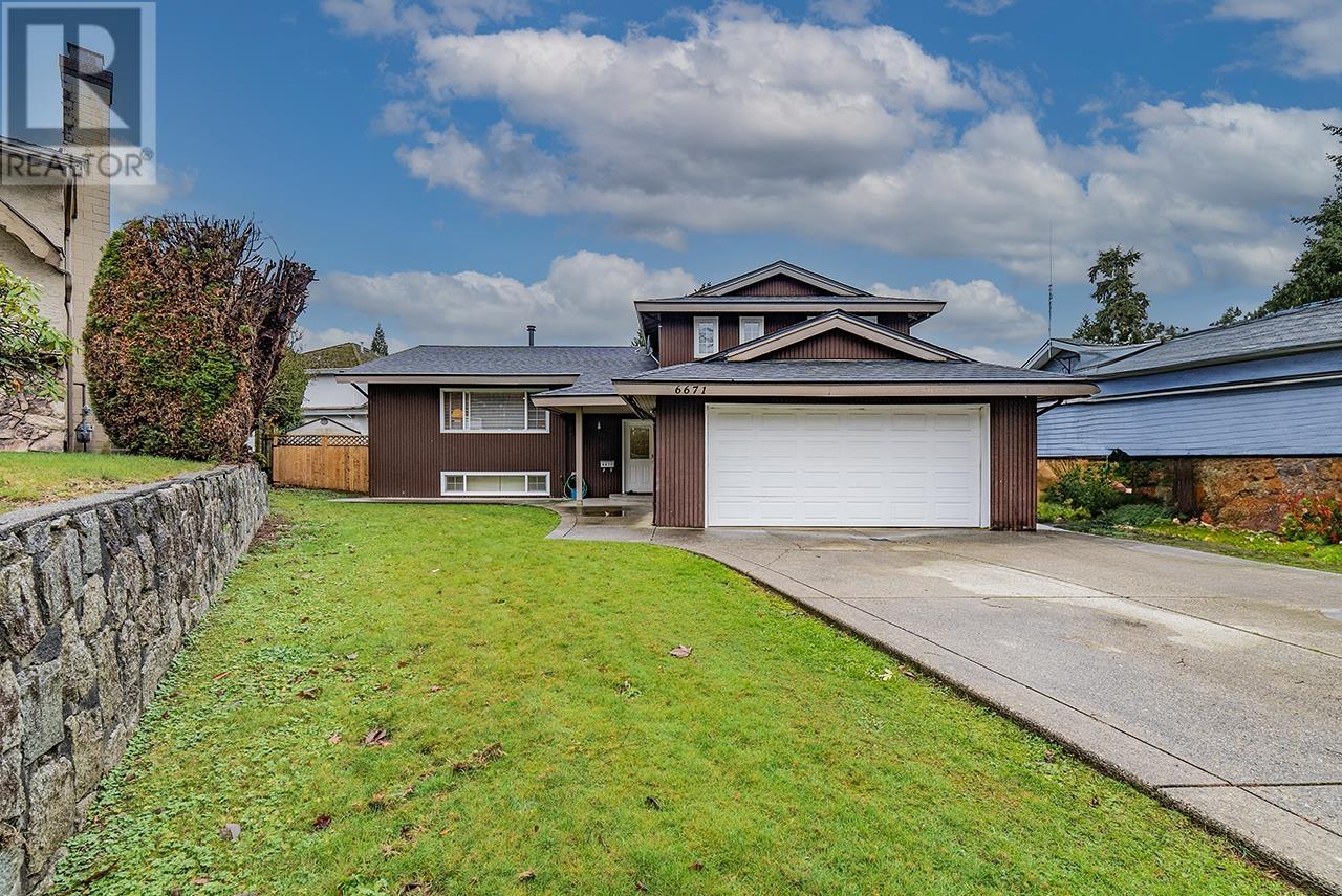 6671 Woodvale Crescent, Burnaby, British Columbia  V5B 2R6 - Photo 1 - R2971541