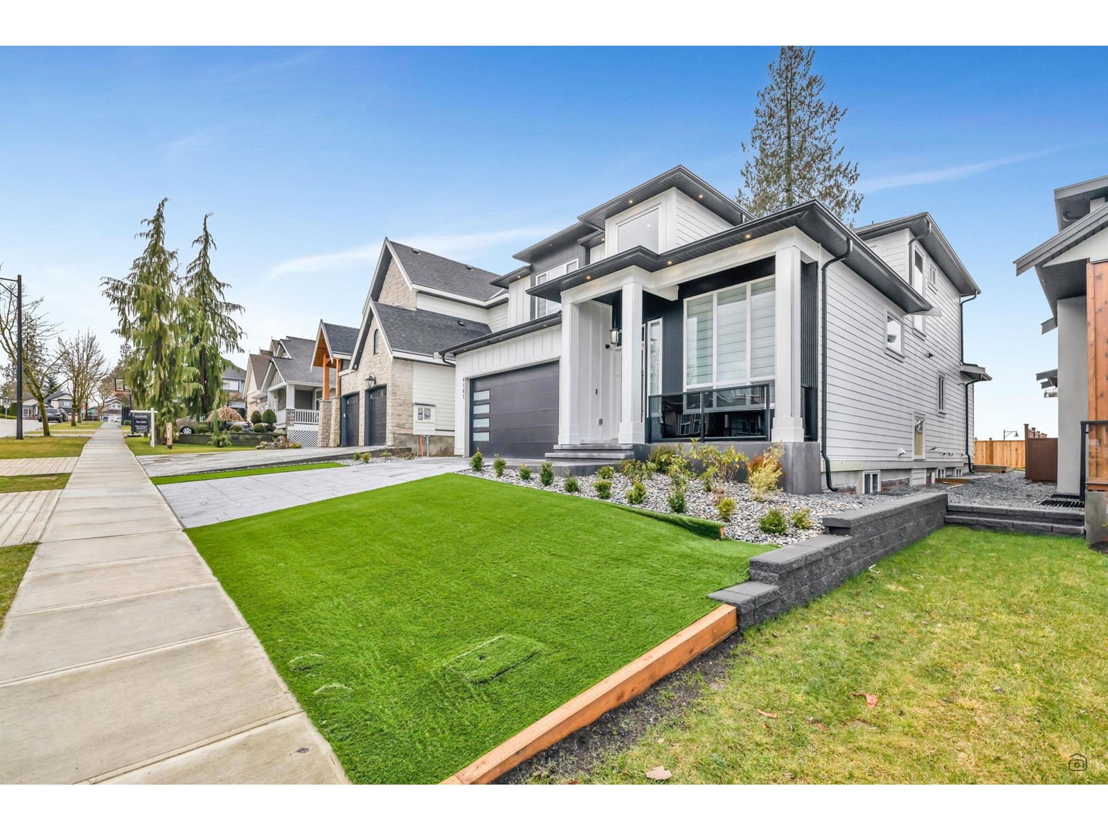 Property at 6161 164A STREET image 2