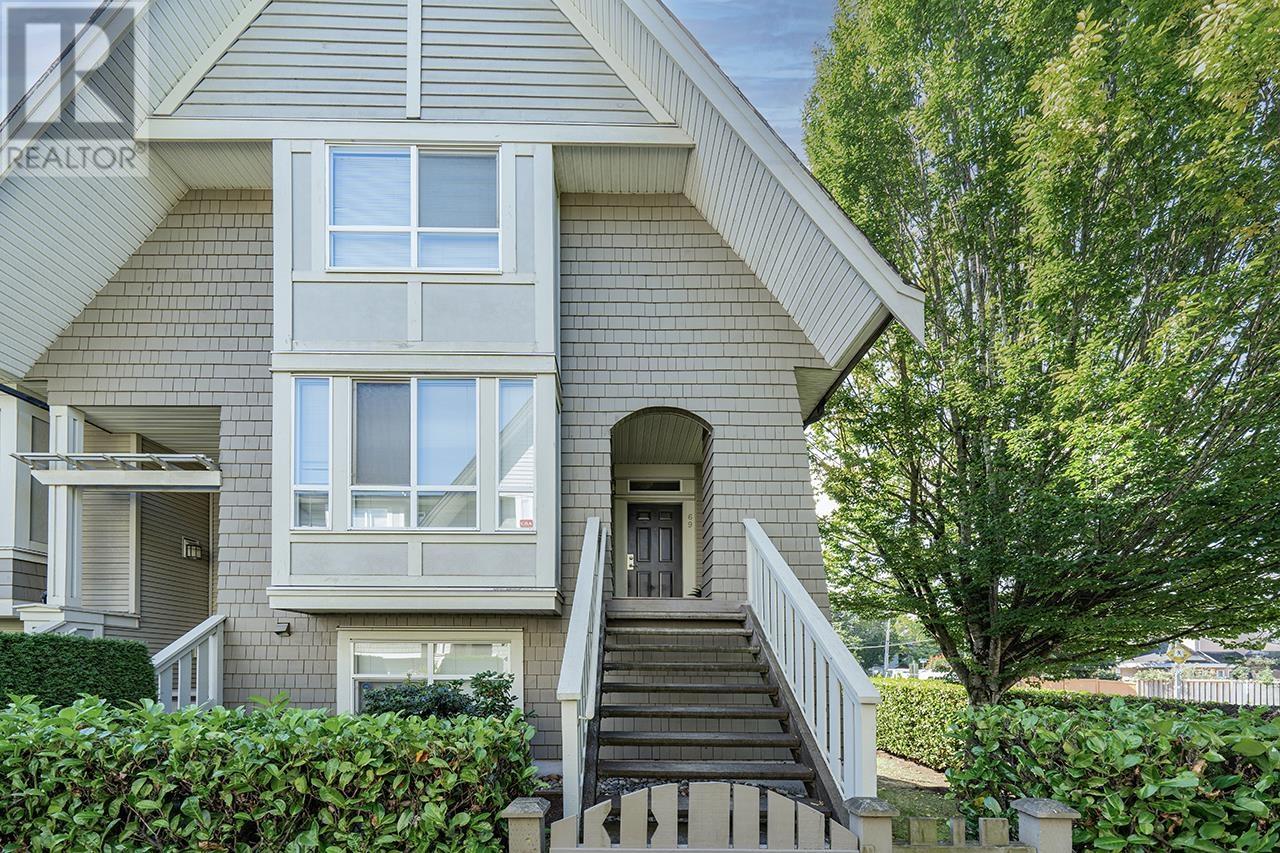 Listing Picture 3 of 22 : 69 9133 SILLS AVENUE, Richmond / 烈治文 - 魯藝地產 Yvonne Lu Group - MLS Medallion Club Member