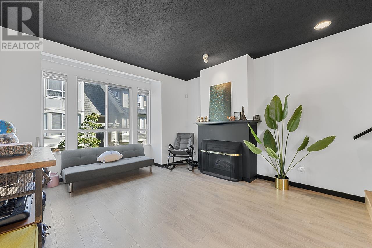 Listing Picture 4 of 22 : 69 9133 SILLS AVENUE, Richmond / 烈治文 - 魯藝地產 Yvonne Lu Group - MLS Medallion Club Member