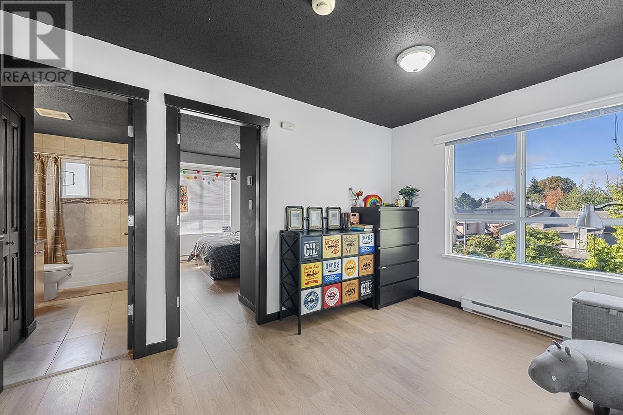 Listing Picture 13 of 22 : 69 9133 SILLS AVENUE, Richmond / 烈治文 - 魯藝地產 Yvonne Lu Group - MLS Medallion Club Member