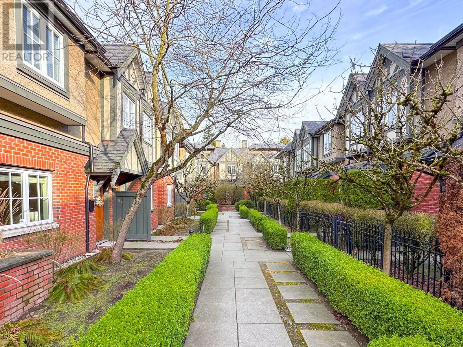 Listing Picture 30 of 34 : 6129 OAK STREET, Vancouver / 溫哥華 - 魯藝地產 Yvonne Lu Group - MLS Medallion Club Member