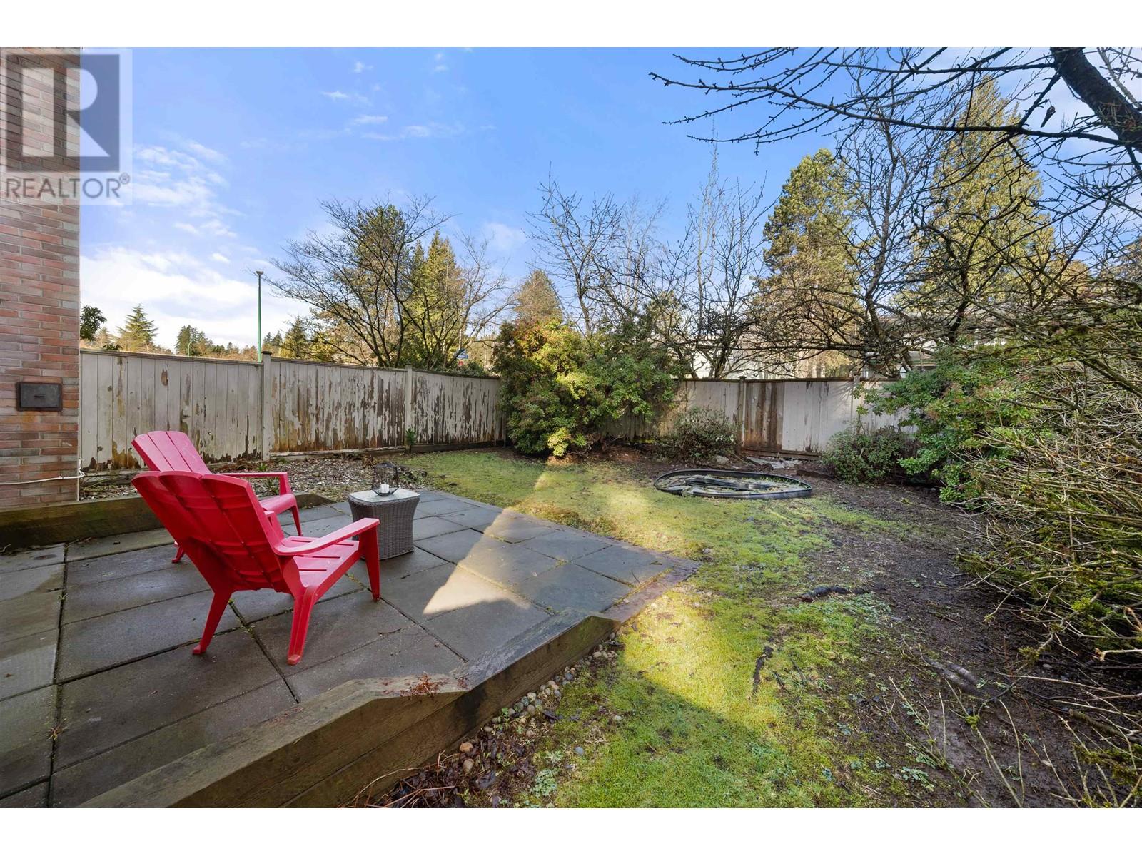 783 Vinedale Road, North Vancouver, British Columbia  V7K 1A1 - Photo 4 - R2971664