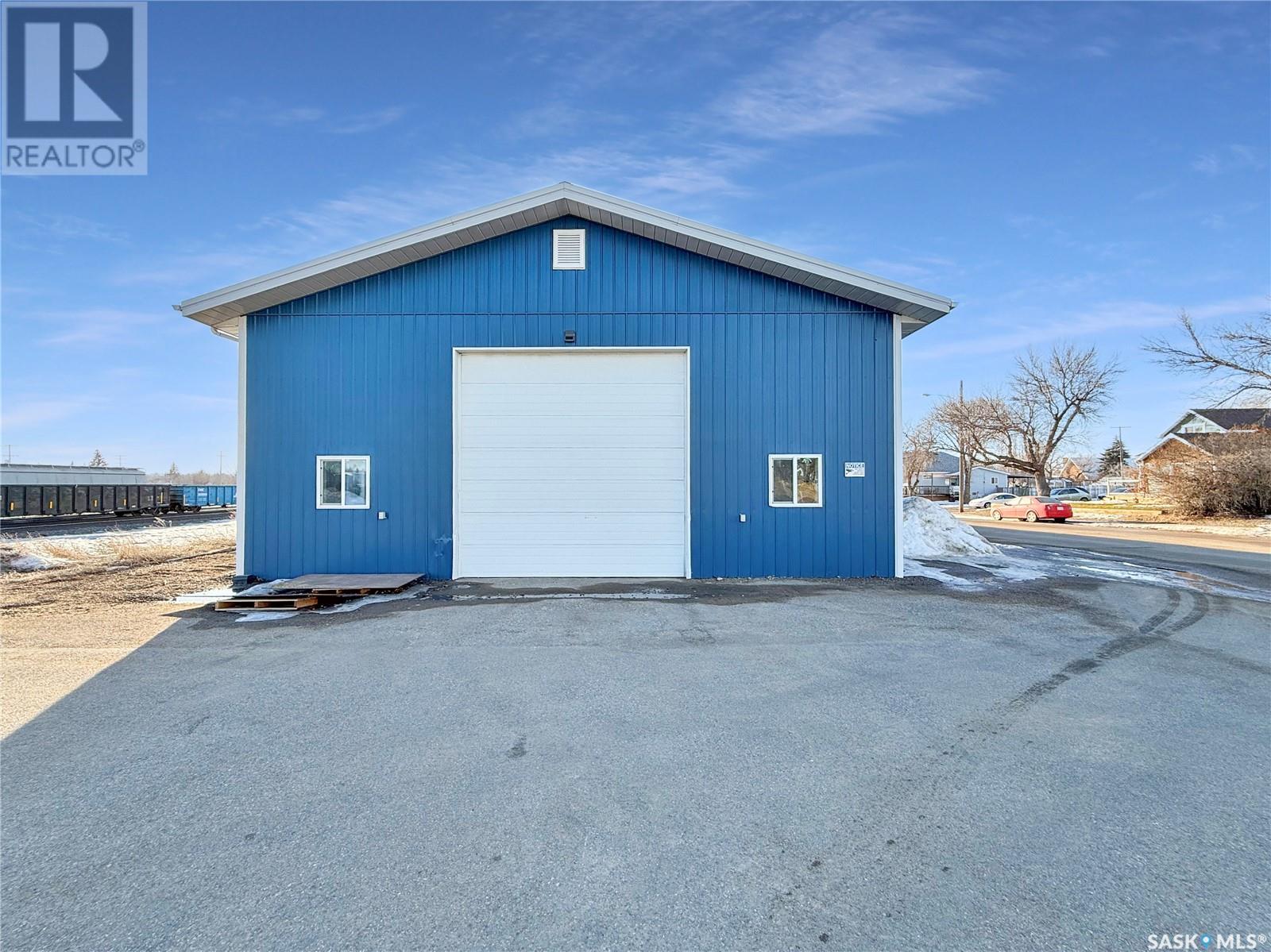 650 North Railway STREET E, Swift Current, Saskatchewan