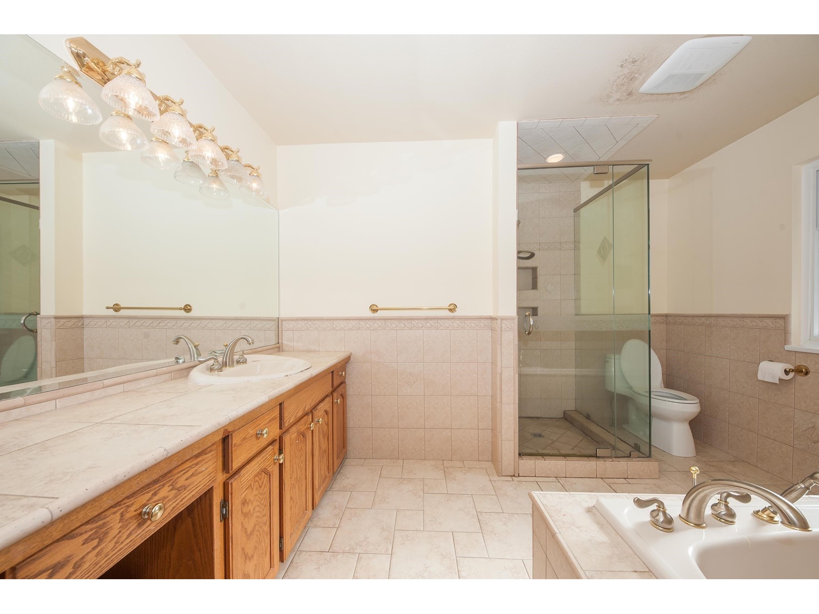 20478 69 Avenue, Langley, British Columbia  V2Y 1R2 - Photo 9 - R2870838