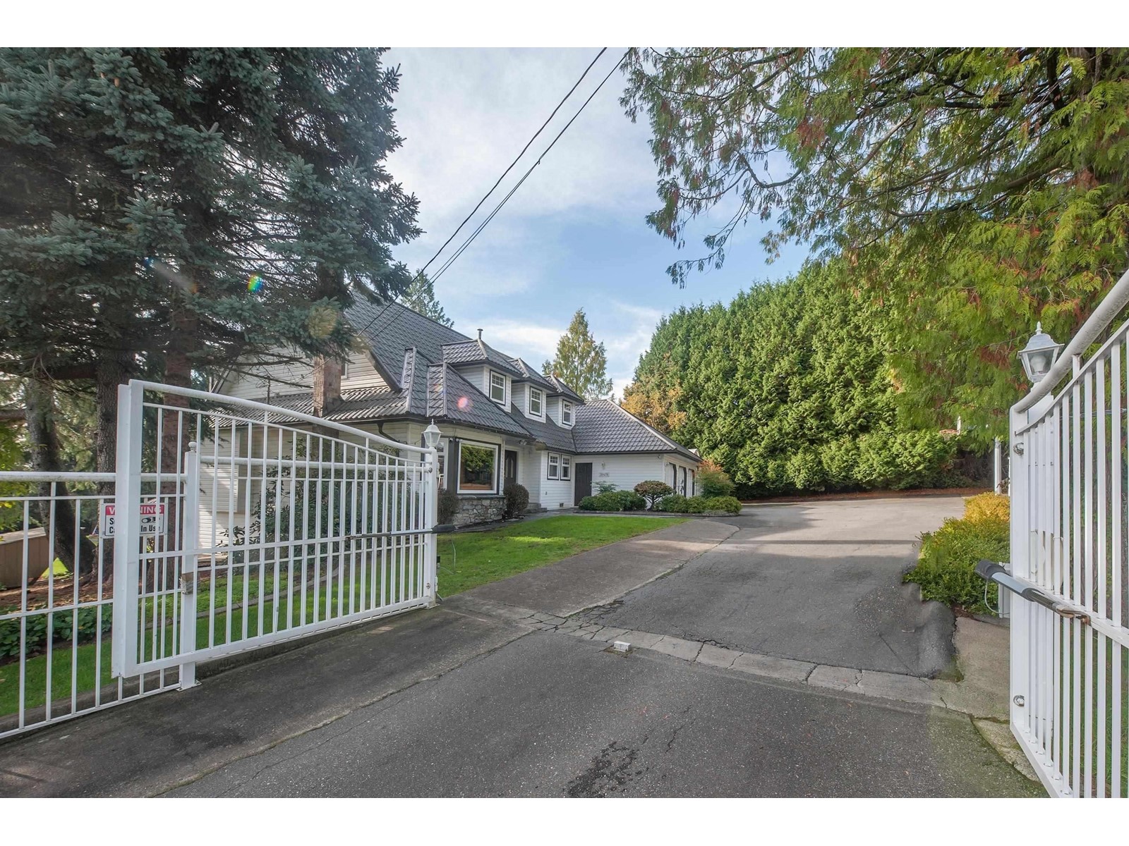 20478 69 Avenue, Langley, British Columbia  V2Y 1R2 - Photo 3 - R2870838