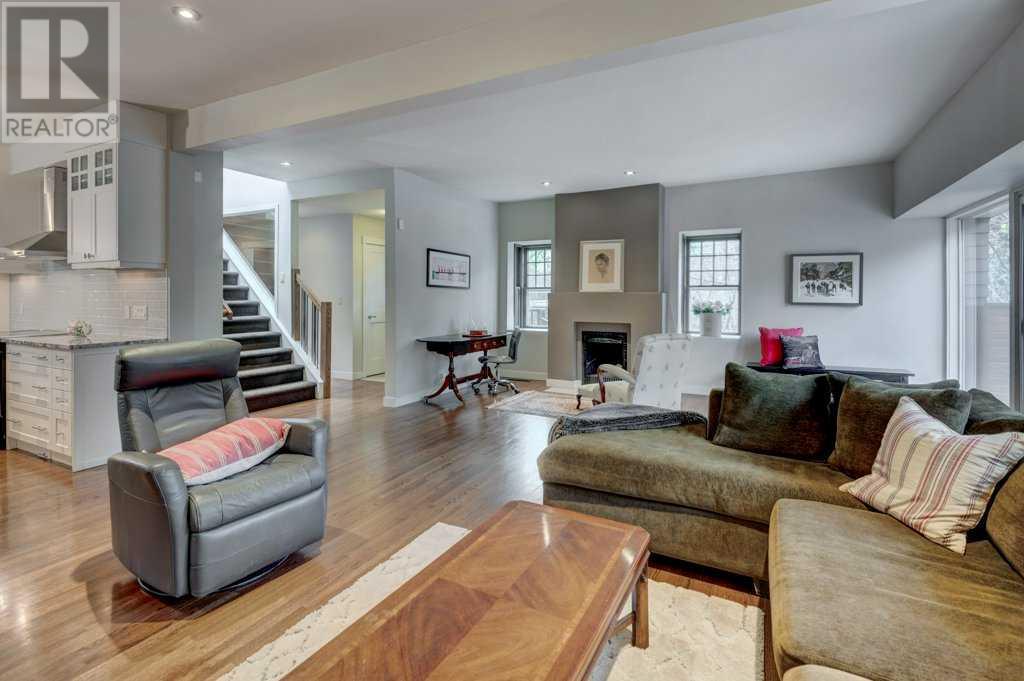 Property at 3012 7 Street SW image 5