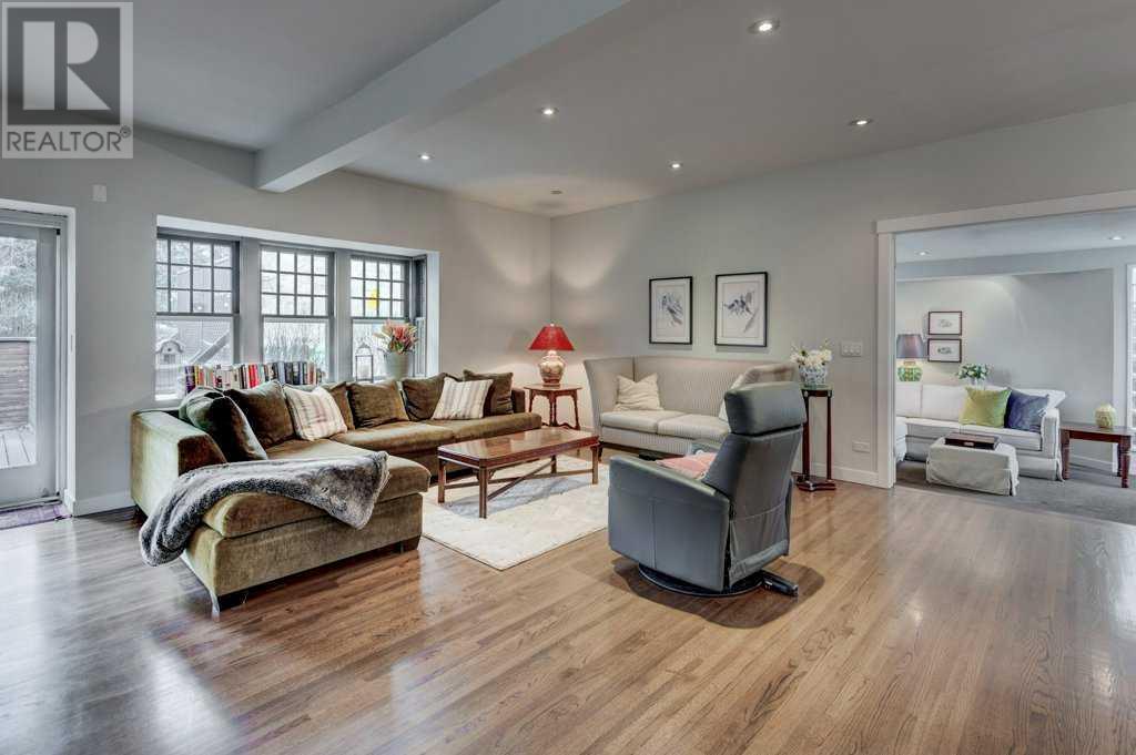 Property at 3012 7 Street SW image 3