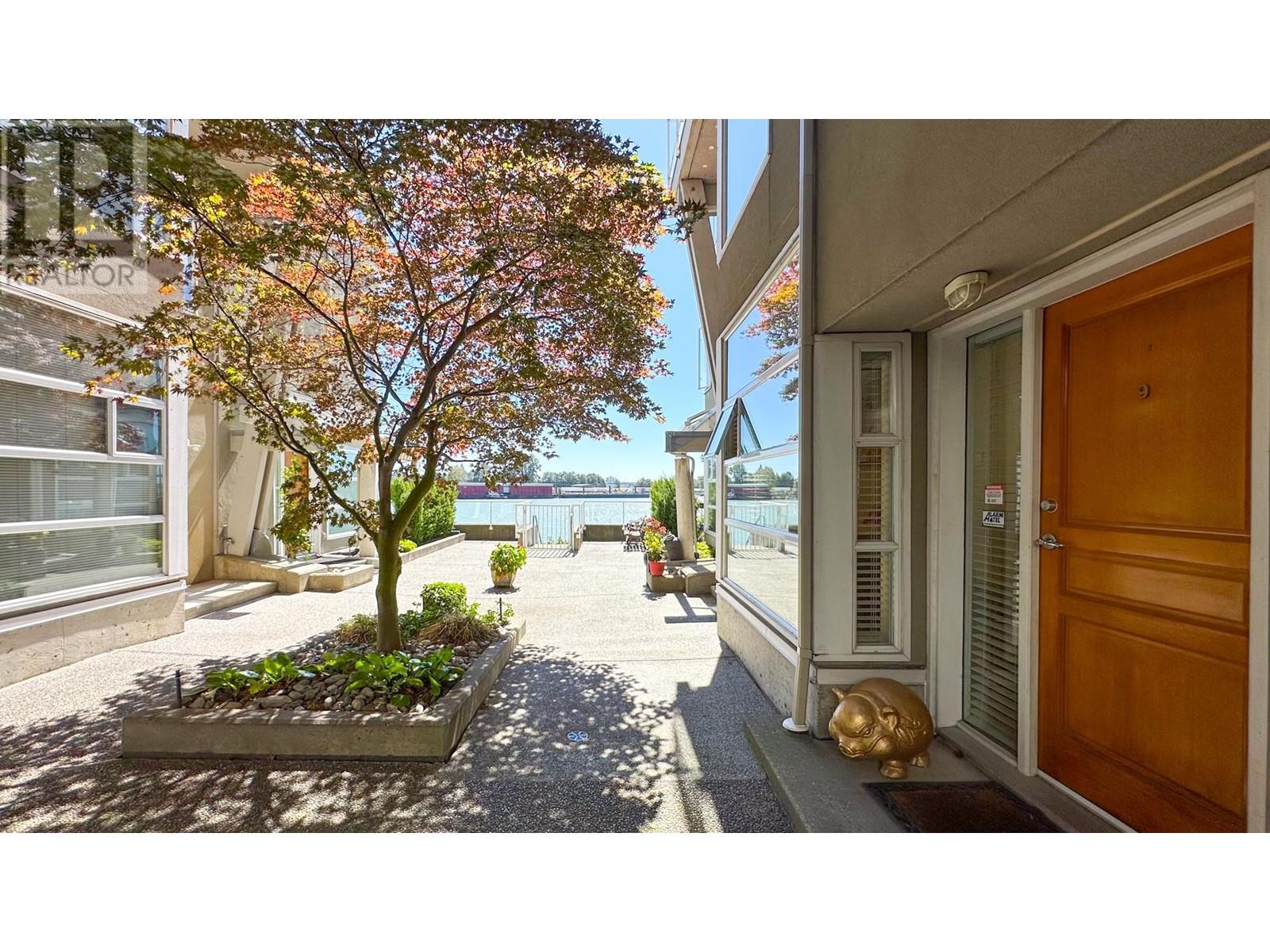 9 2138 E KENT AVENUE SOUTH, Vancouver