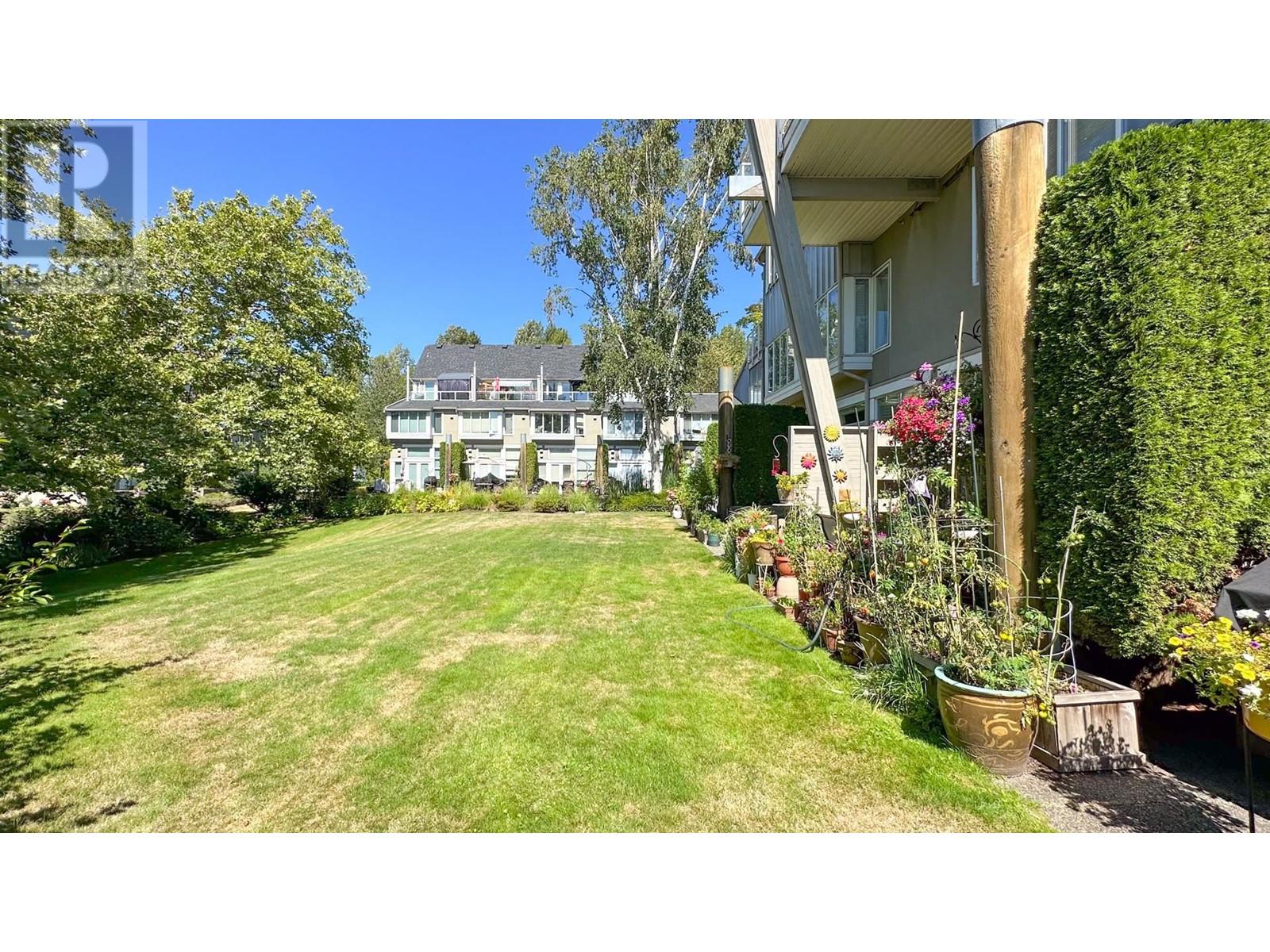 Listing Picture 32 of 36 : 9 2138 E KENT AVENUE SOUTH, Vancouver / 溫哥華 - 魯藝地產 Yvonne Lu Group - MLS Medallion Club Member