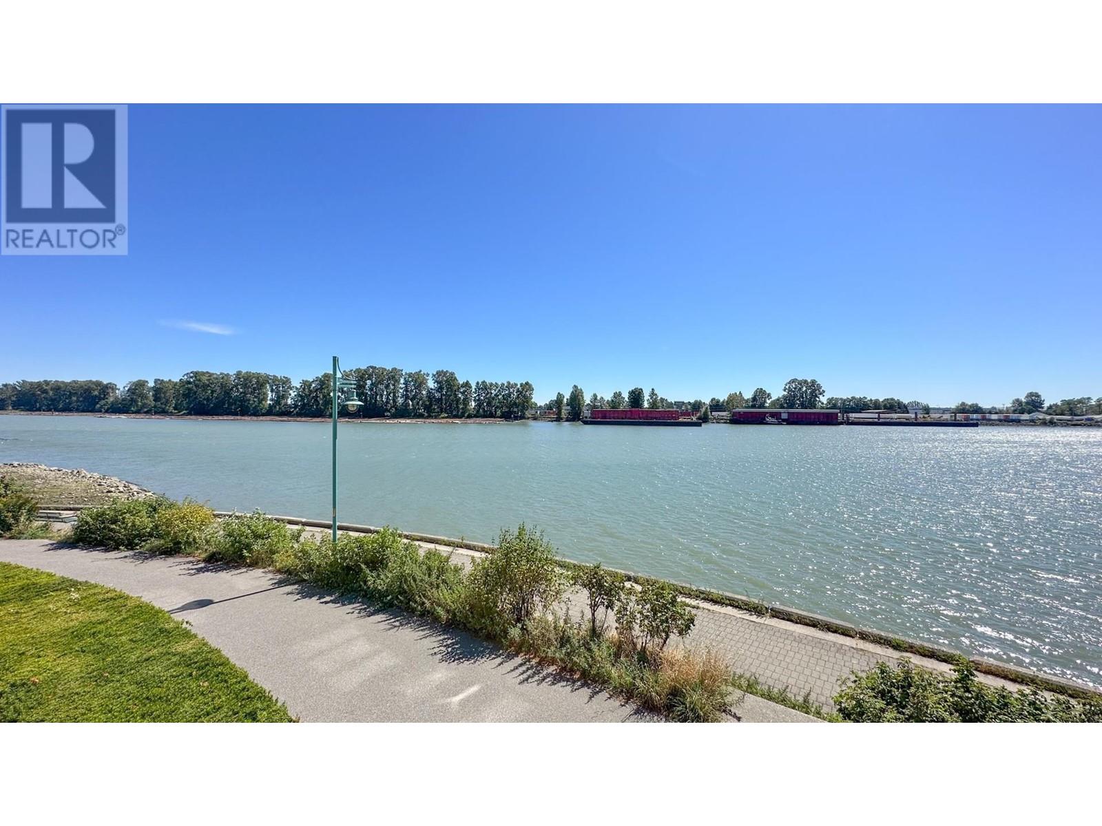 Listing Picture 35 of 36 : 9 2138 E KENT AVENUE SOUTH, Vancouver / 溫哥華 - 魯藝地產 Yvonne Lu Group - MLS Medallion Club Member