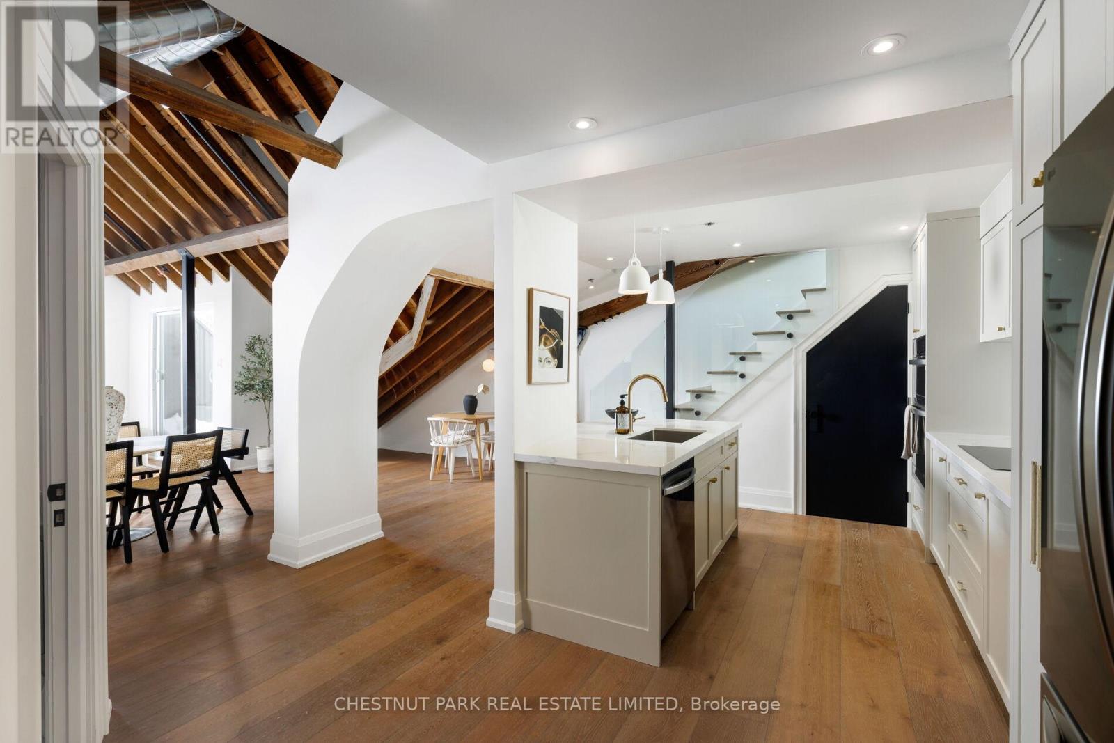 Property at 309 - 384 SUNNYSIDE AVENUE image 4